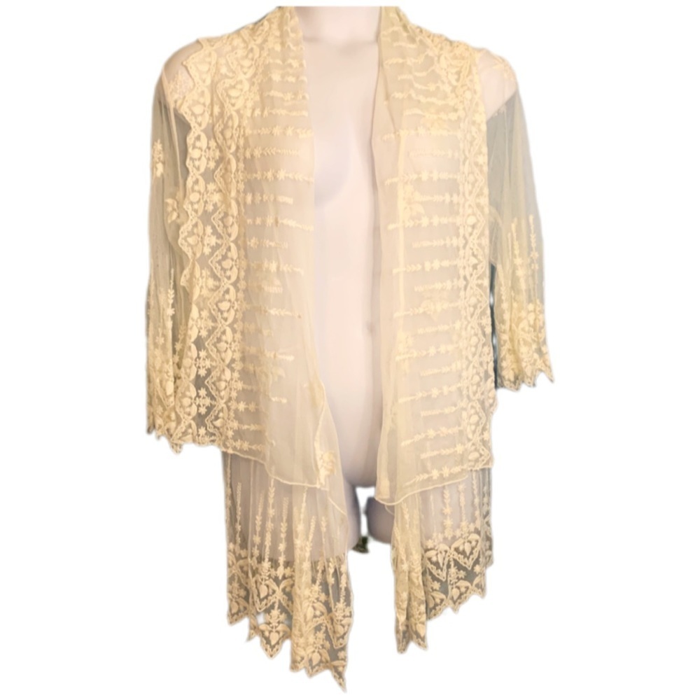 Le Dor Cream Floral Lace Sheer coverup top robe 3/4 sleeves waterfall Sz Large